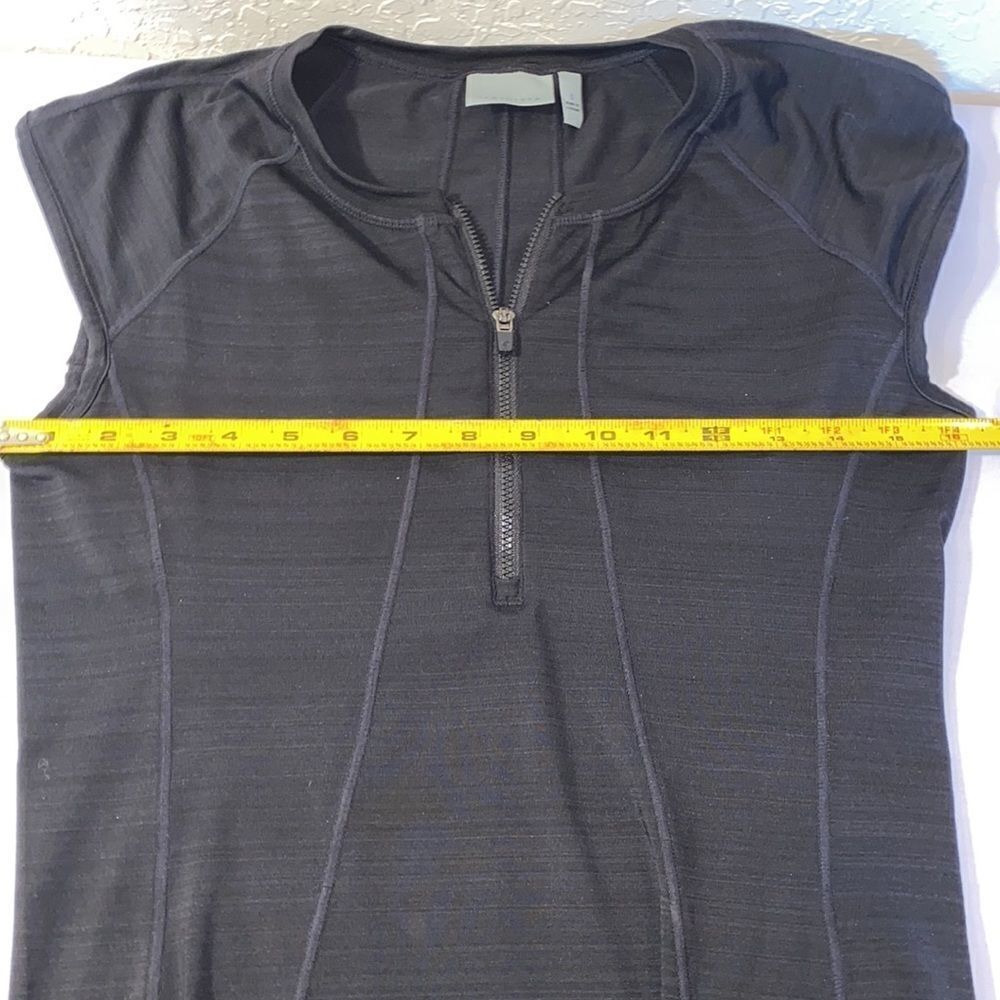 Athleta Black Sleeveless Quarter Zip Athletic Top - Picture 10 of 11